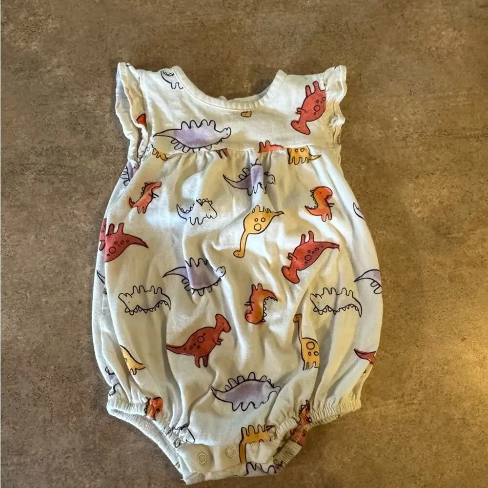 Old Navy Adorable Baby Romper with Dinosaur Design Girls 6-12 Months